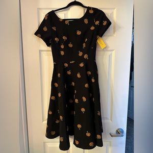 Gowntown vintage style pumpkin dress